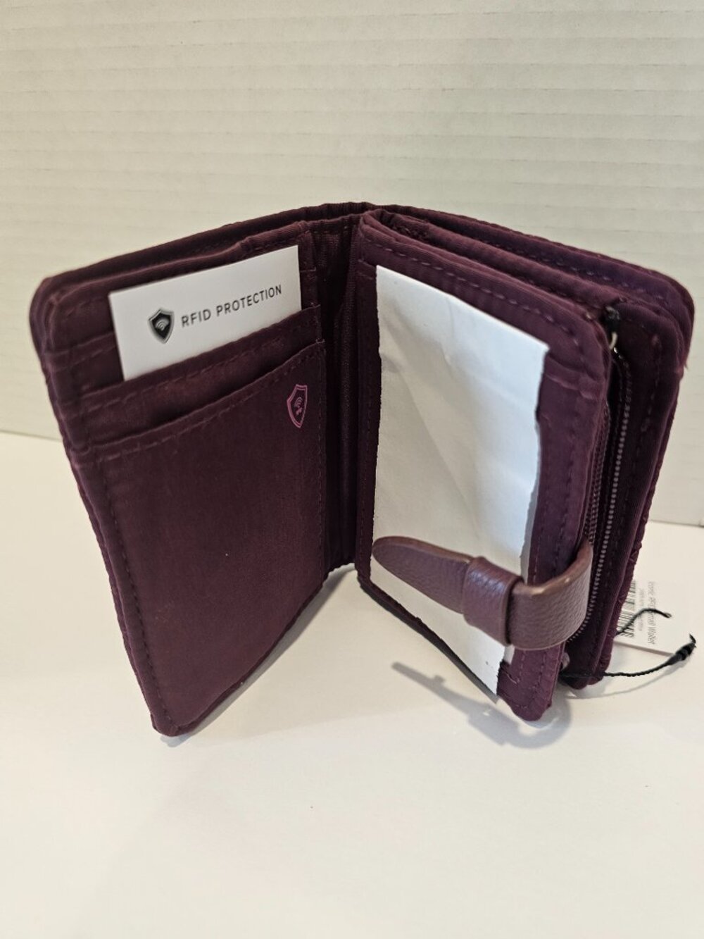 NWT Vera Bradley Iconic RFID Small Wallet Mulled Wine Burgundy Microfiber Maroon - Picture 4 of 8